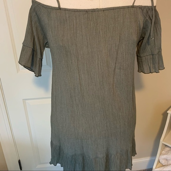 KyeMi | Olive off the shoulder shift dress - Picture 5 of 7